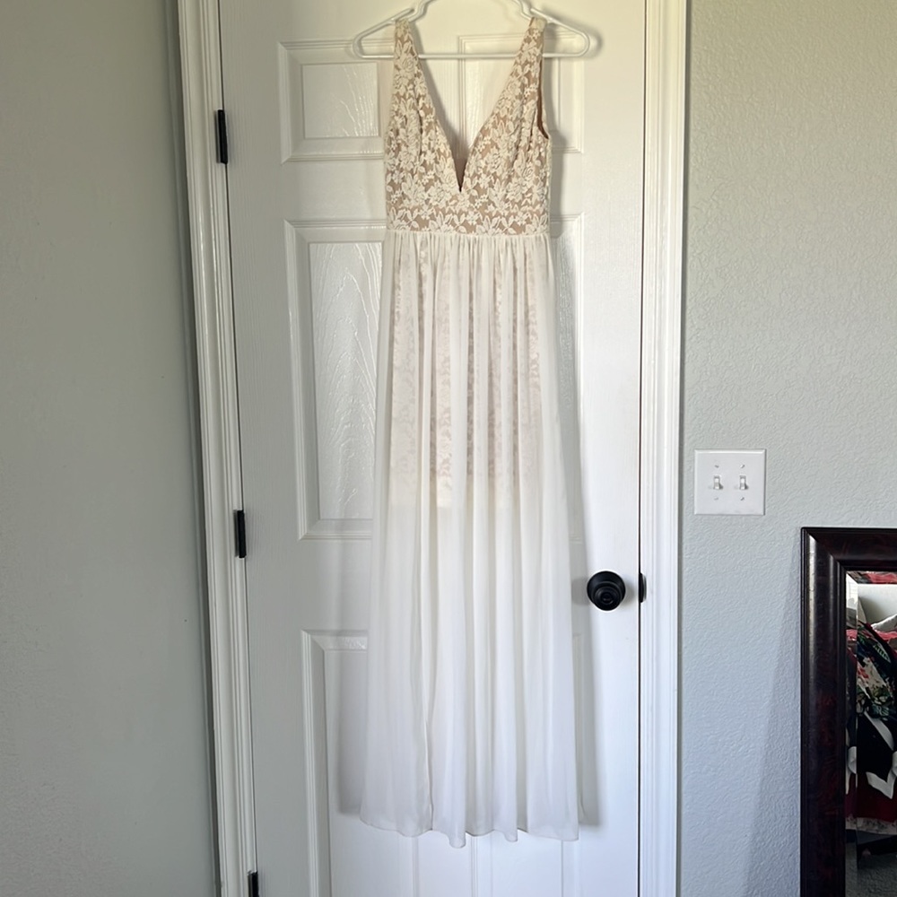 Small Lulus white/cream dress. Great condition